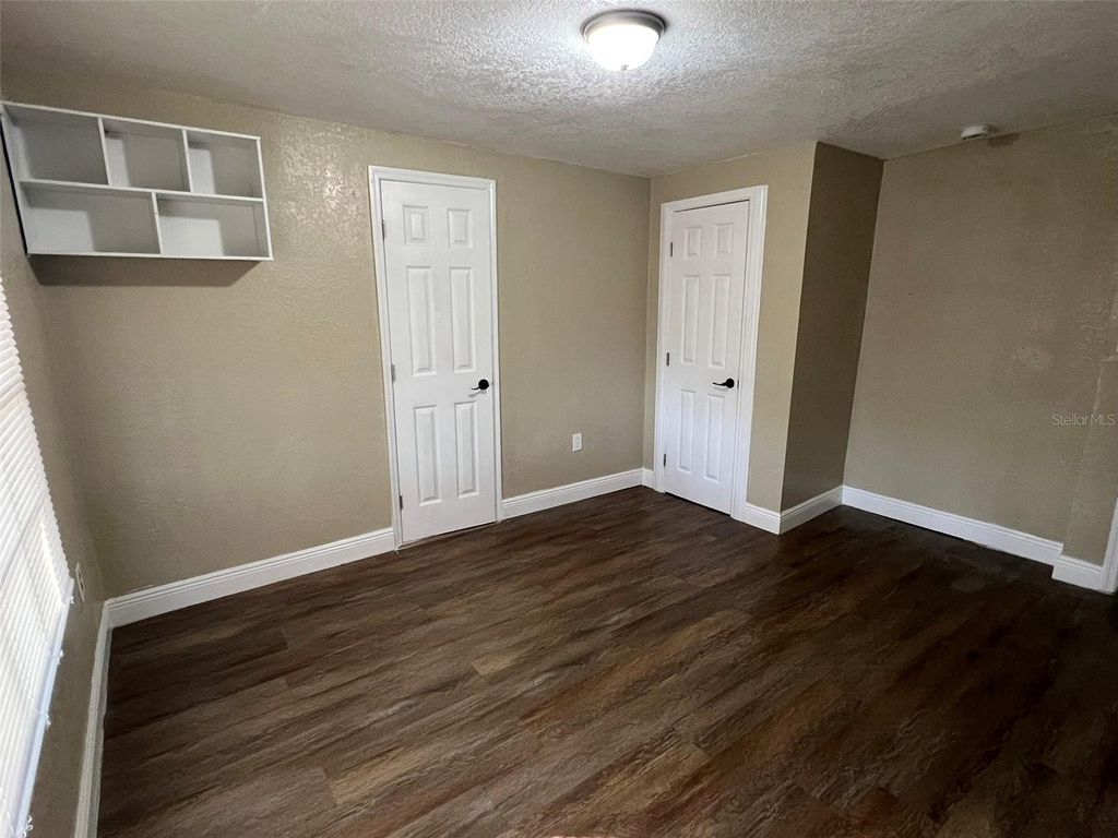 Image 21 of property listing at 1307 W KALEY AVENUE, Orlando, FL 32805