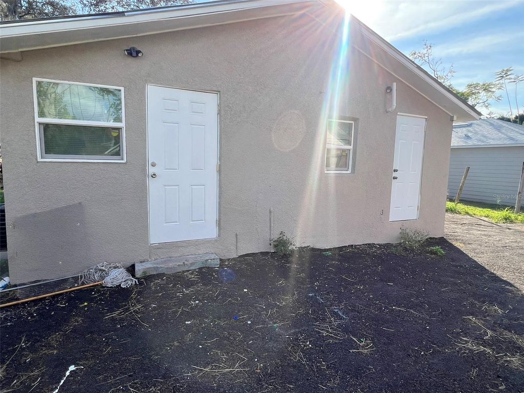 Image 26 of property listing at 1307 W KALEY AVENUE, Orlando, FL 32805