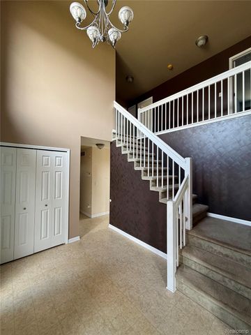 35472 Grant Street, New Baltimore, MI 48047