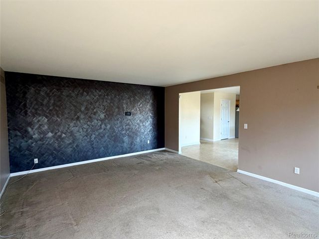 35472 Grant Street, New Baltimore, MI 48047