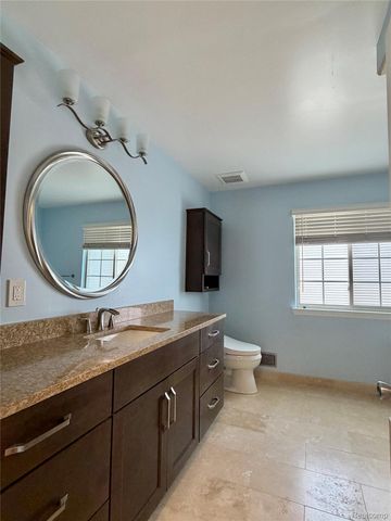 35472 Grant Street, New Baltimore, MI 48047