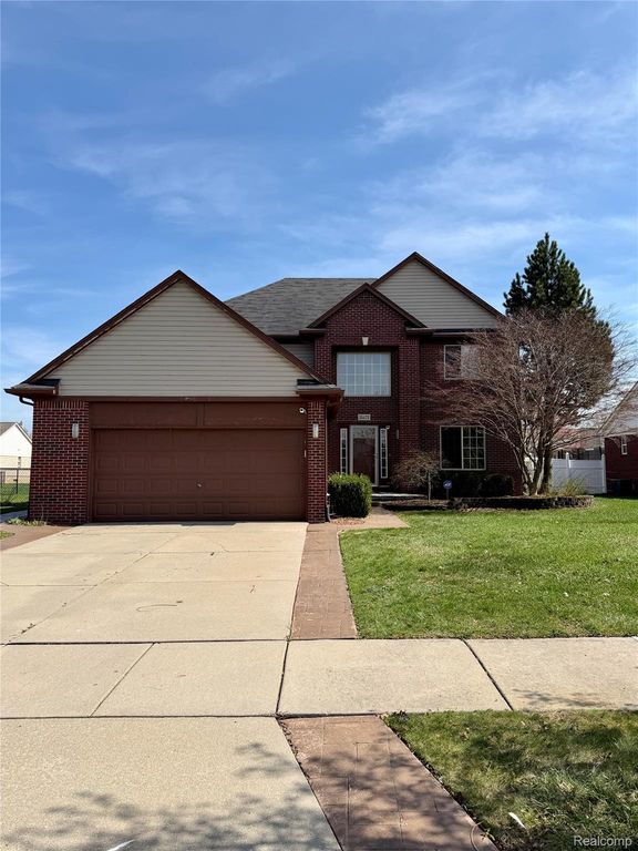 35472 Grant Street, New Baltimore, MI 48047