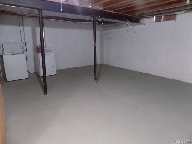 40043 CROSSWINDS, Novi, MI 48375