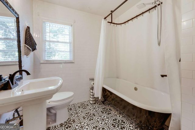 594 Forest Heights Drive, Athens, GA 30606