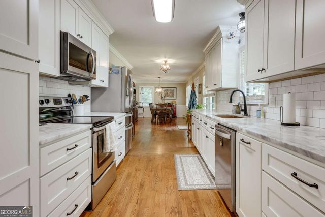 594 Forest Heights Drive, Athens, GA 30606