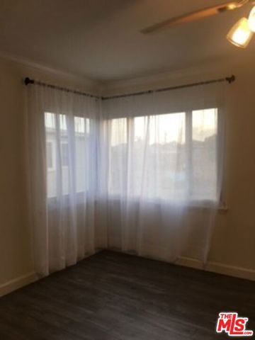 8906 Reading Avenue, Los Angeles, CA 90045