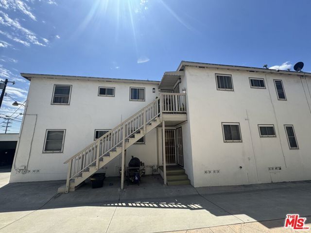 8906 Reading Avenue, Los Angeles, CA 90045