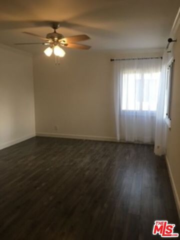 8906 Reading Avenue, Los Angeles, CA 90045