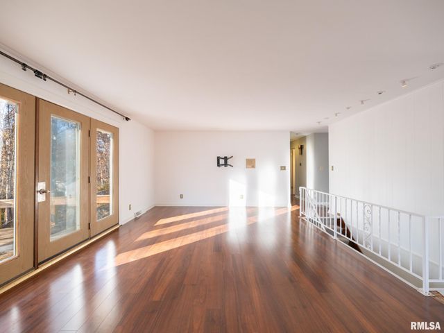 2523 N ROCKWOOD Drive, Peoria, IL 61604