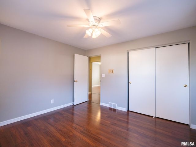 2523 N ROCKWOOD Drive, Peoria, IL 61604