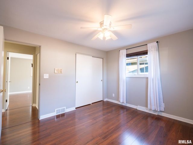 2523 N ROCKWOOD Drive, Peoria, IL 61604