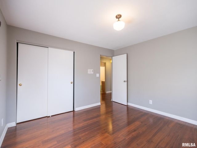 2523 N ROCKWOOD Drive, Peoria, IL 61604