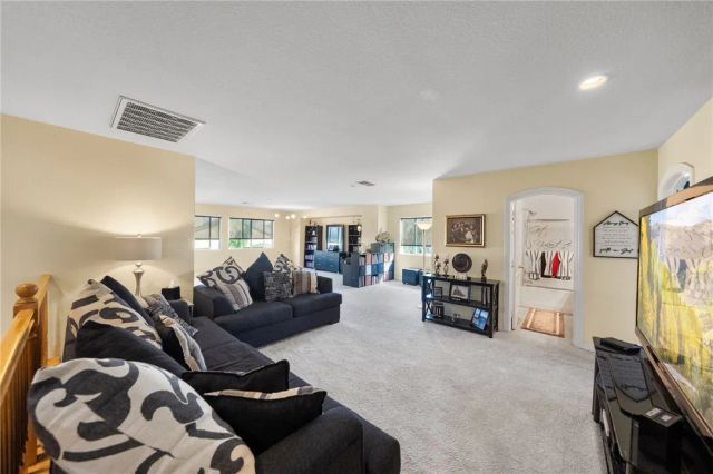 6920 Channel Court, Eastvale, CA 91752