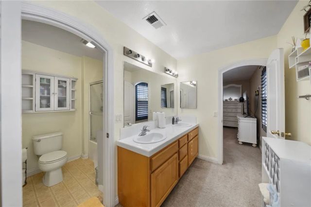 6920 Channel Court, Eastvale, CA 91752