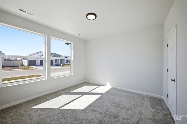 13633 Redway Ct, Caldwell, ID 83607