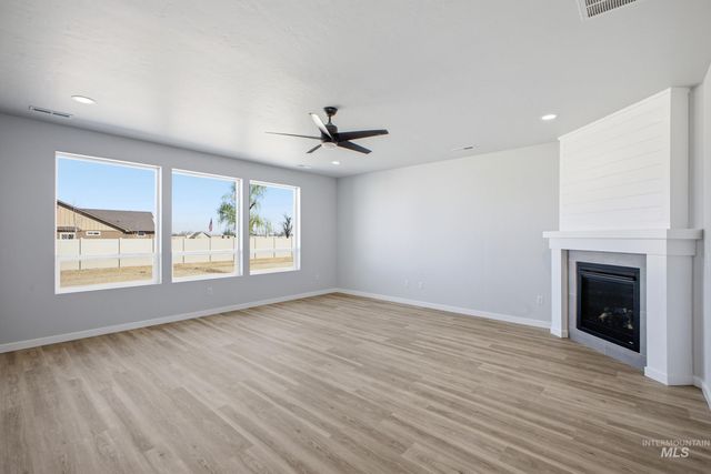 13633 Redway Ct, Caldwell, ID 83607