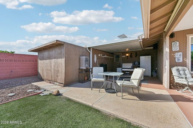 10613 W BURNS Drive, Sun City, AZ 85351