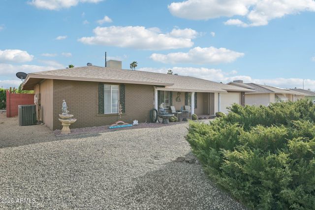 10613 W BURNS Drive, Sun City, AZ 85351