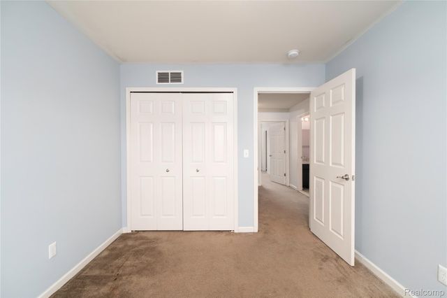 14183 Shamrock Drive, Redford Charter Township, MI 48239