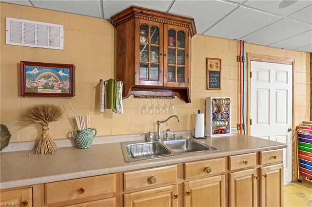 160 Prospectors Trail, Lexington, NC 27292