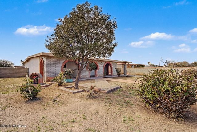 1820 E Alaska Street, Tucson, AZ 85706