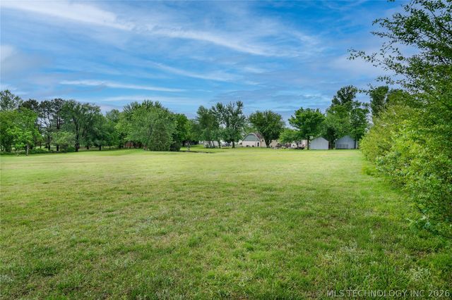 17809 E 114th Street N, Owasso, OK 74055