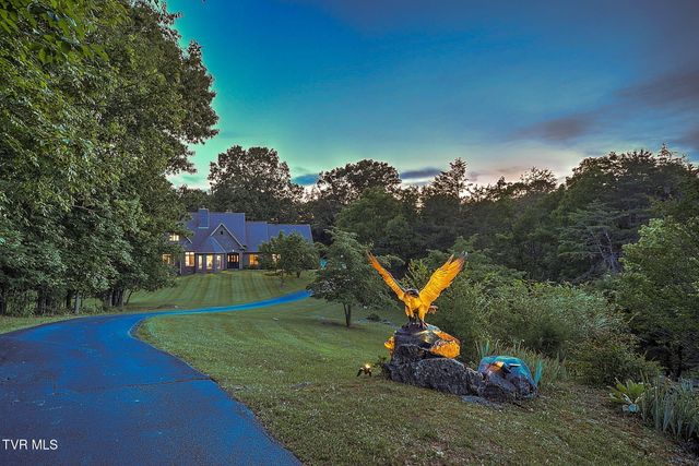 420 Fairway Estates Drive, Blountville, TN 37617