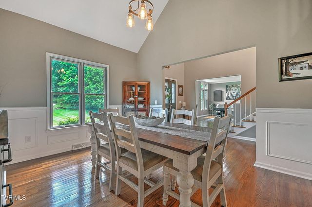 420 Fairway Estates Drive, Blountville, TN 37617