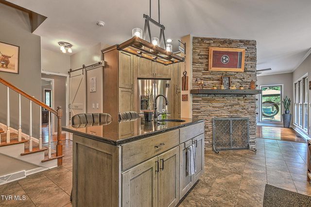 420 Fairway Estates Drive, Blountville, TN 37617