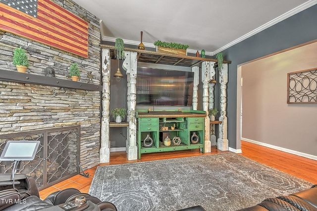 420 Fairway Estates Drive, Blountville, TN 37617