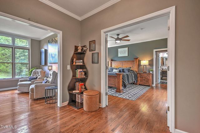 420 Fairway Estates Drive, Blountville, TN 37617