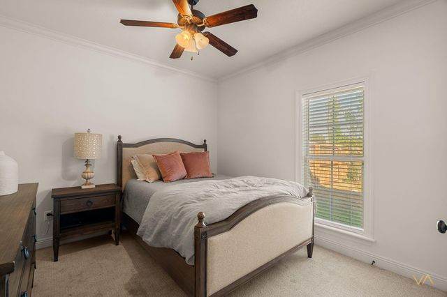 65 W Cadbury Ln., Hattiesburg, MS 39402