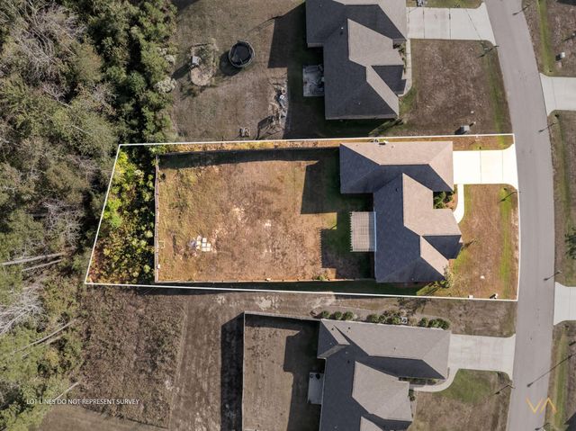 65 W Cadbury Ln., Hattiesburg, MS 39402