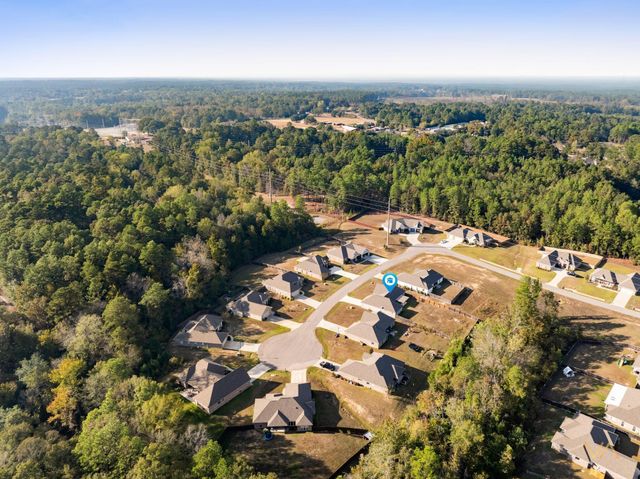 65 W Cadbury Ln., Hattiesburg, MS 39402