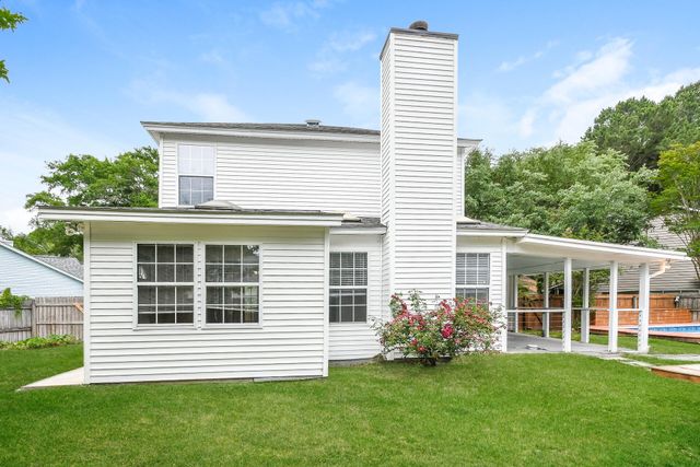 2054 Willowdale Court, Mount Pleasant, SC 29466
