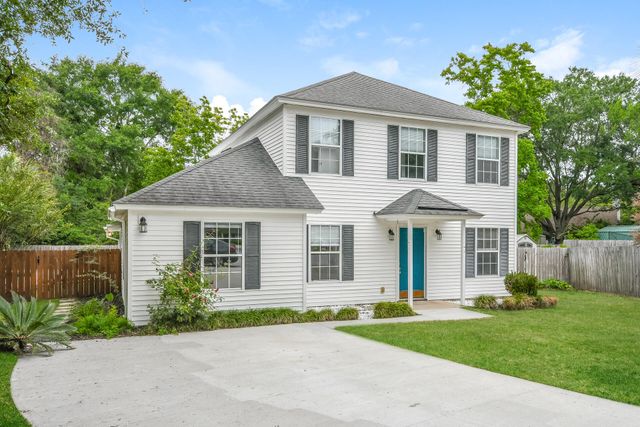 2054 Willowdale Court, Mount Pleasant, SC 29466
