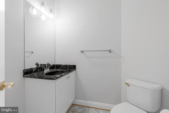 1200 CHADSWORTH CT, Mclean, VA 22102