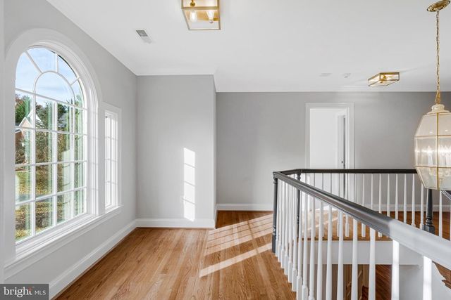 1200 CHADSWORTH CT, Mclean, VA 22102