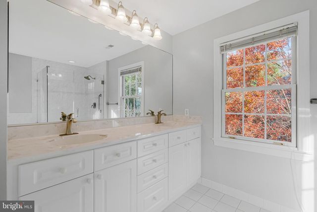 1200 CHADSWORTH CT, Mclean, VA 22102