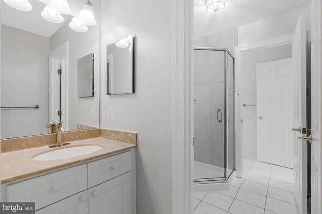 1200 CHADSWORTH CT, Mclean, VA 22102