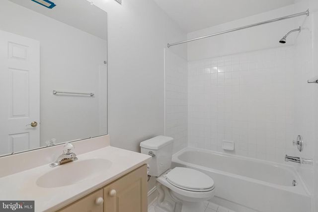 1200 CHADSWORTH CT, Mclean, VA 22102