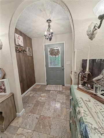 16564 Crowder Lane, Lead Hill, AR 72644