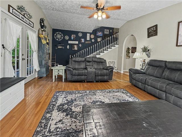 16564 Crowder Lane, Lead Hill, AR 72644