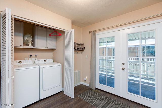 5077 Ridge Drive, Las Vegas, NV 89103