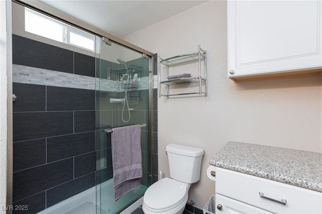 5077 Ridge Drive, Las Vegas, NV 89103