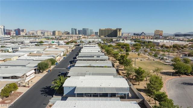 5077 Ridge Drive, Las Vegas, NV 89103
