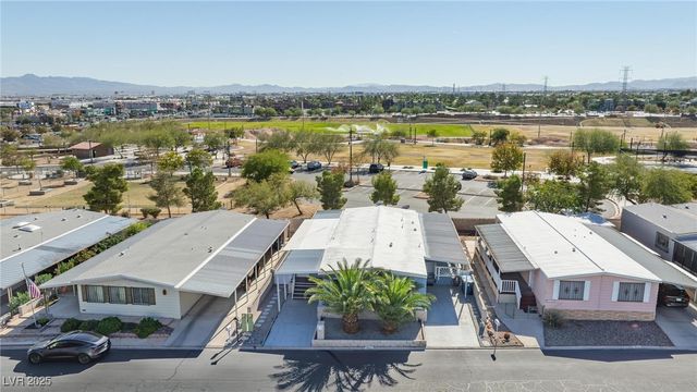 5077 Ridge Drive, Las Vegas, NV 89103