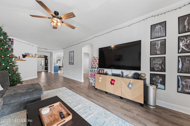 12245 DIAMOND SPRINGS Drive, Jacksonville, FL 32246