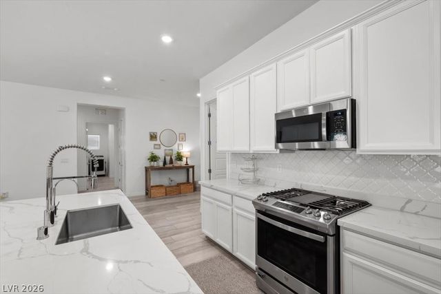 88 Reverie Heights Avenue, Henderson, NV 89011