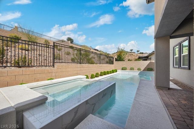 88 Reverie Heights Avenue, Henderson, NV 89011